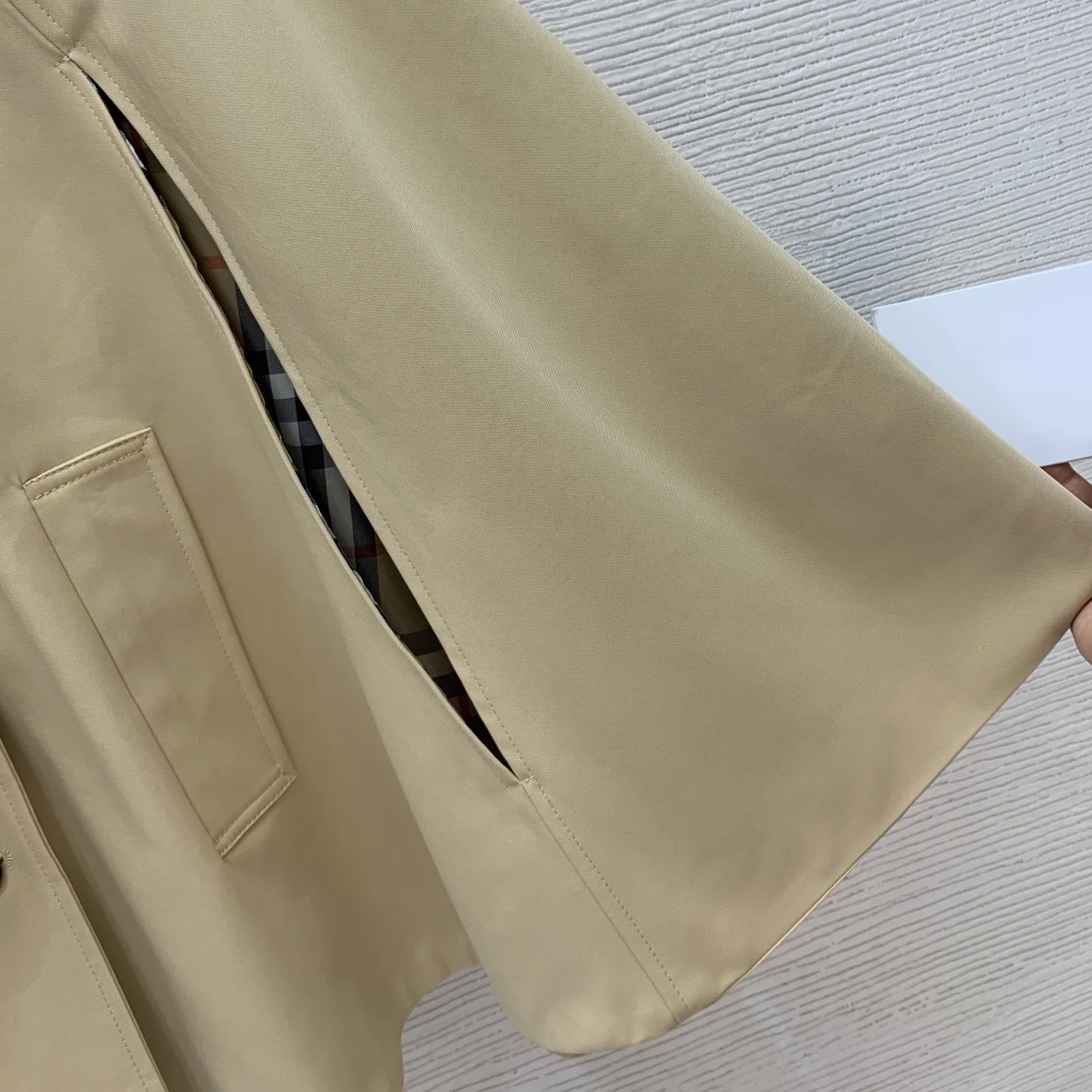 2025 가을 겨울 클래식 체크 안감 더블 브레스티드 펜스 디자인, 루즈하고 패셔너블한 숄 케이프 재킷! 21