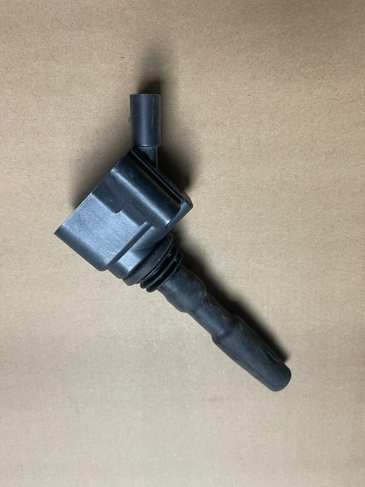 Ignition Coil 04E905110 04C905110A,04C905110B For A-udi A3 L4 1.4L 2016-2018 014-2017 Jetta- V--W Golf-VI VII Polo Skoda A1