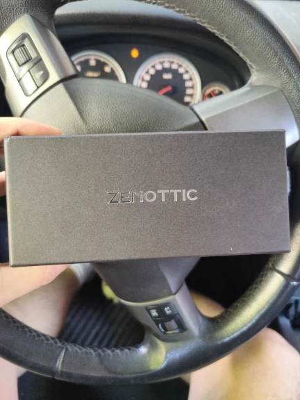 ZENOTTIC Premium Retro Polarized UV400 Sunglasses Review Image