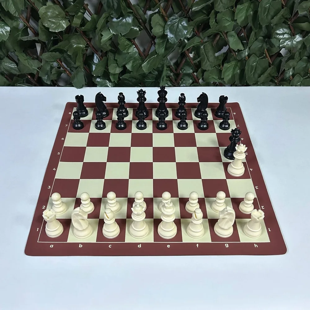 

Professional Chess Set with Double Queen Outdoor Chess Set with Biala Leather Chess Board