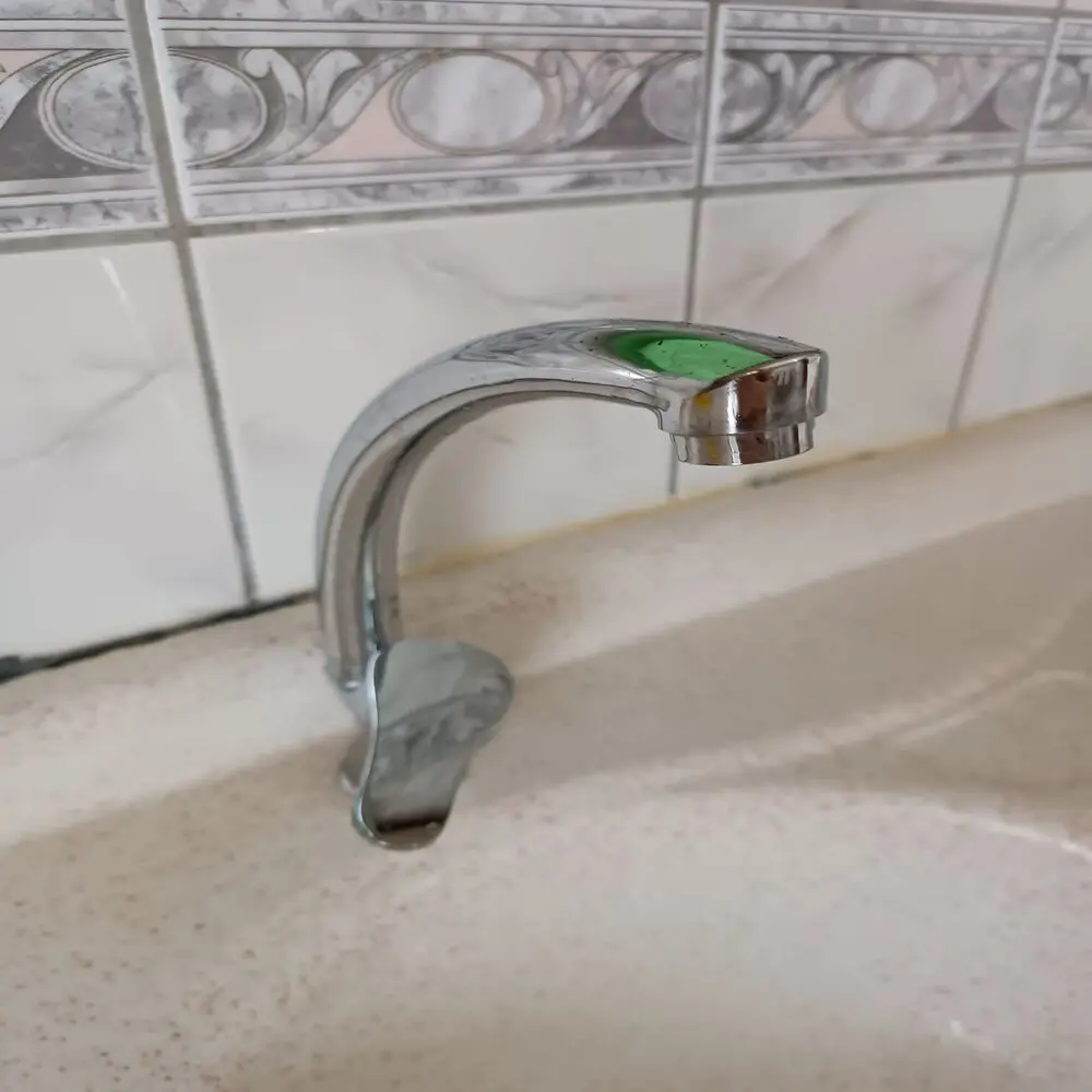 Grifo de acero inoxidable para fregadero de cocina, mezclador de fuente de cisne, para baño, envío rápido desde Turquía