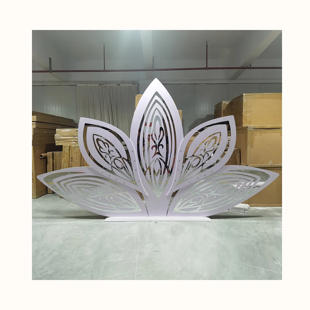 

Exquisite Flower Pattern Shape Acrylic Silver Mirror Decor Wedding Stage Backdrop Decoration