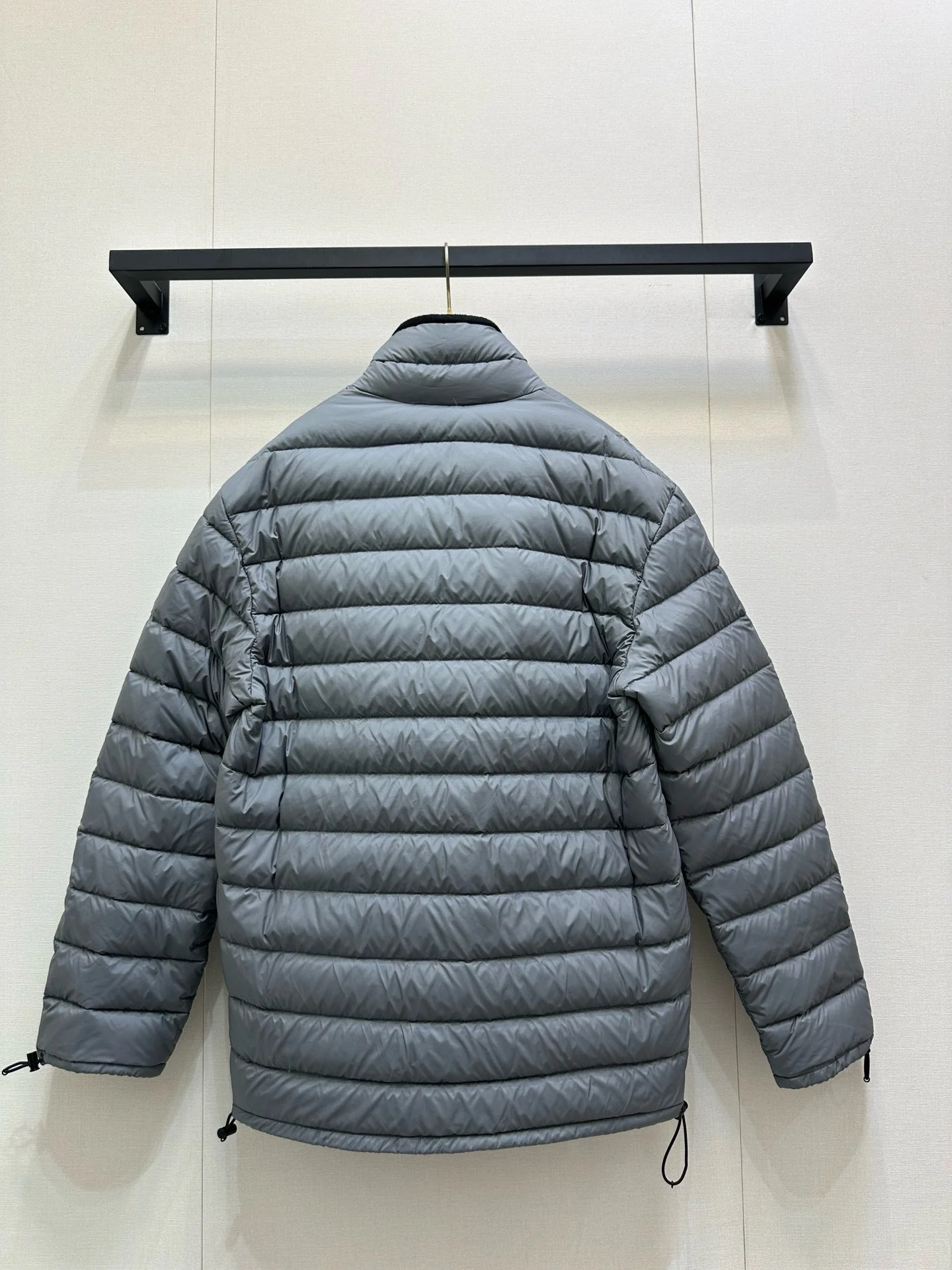 Women's Short Solid Color Seam With Zipper Pocket And Drawstring Long Sleeved Thick Slim Fit Office Casual 25 Winter Down Jacket