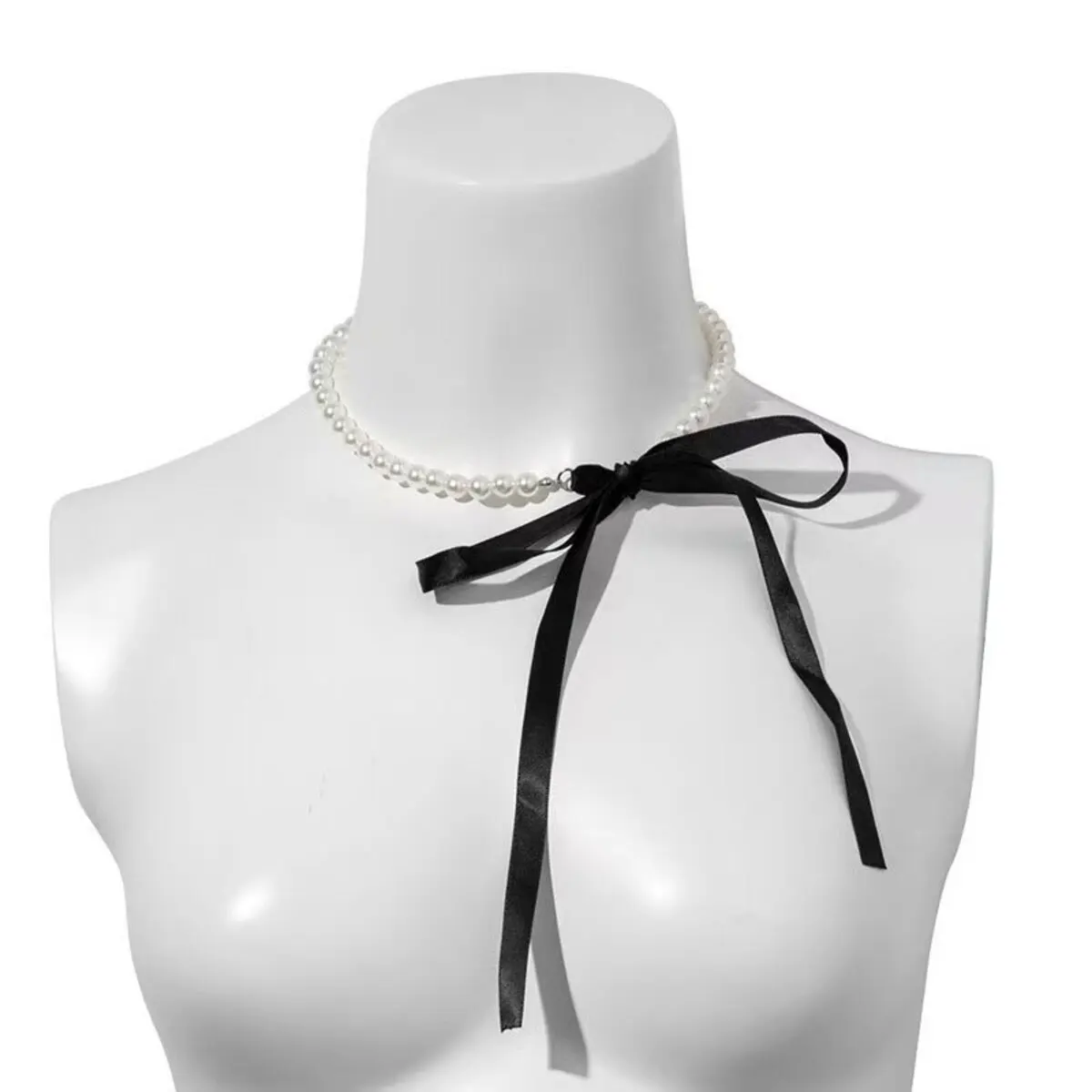 Elegant Black Velvet Ribbon Bowknot Choker Necklace for Women Wed Goth Imitation-Pearl Clavicle Chain Y2K Accessories image 2