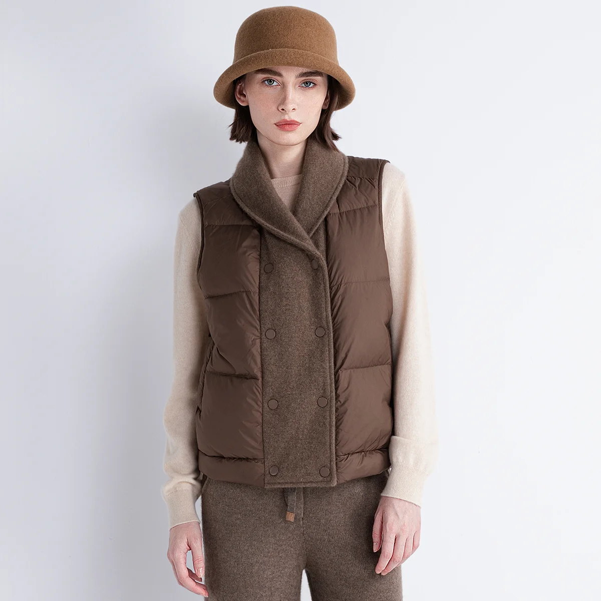 TH852186 High-End Women’s Down Gilet LP 100% White Goose Down Vest Cashmere Knit Front Warm Short Puffer