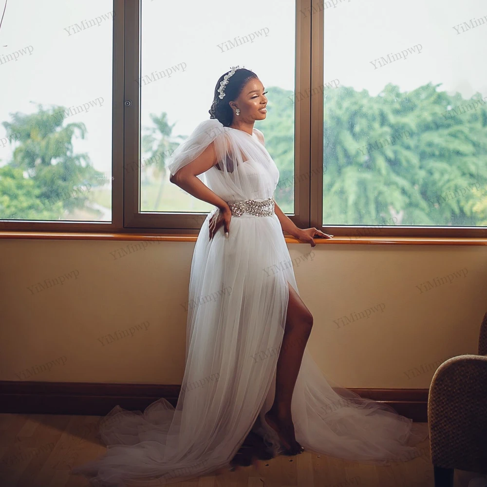 

Белые свадебные платья YiMinpwp Aso Ebi, свадебные халаты, платья для невесты с одним открытым плечом и Боковым Разрезом, трапециевидные халаты со стразами