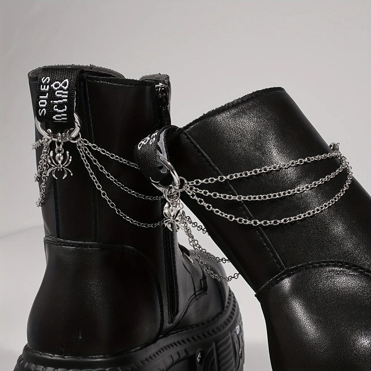 2 Gothic Y2K-style layered spider shoe accessories, perfect for everyday wear, Halloween parties, and gifting