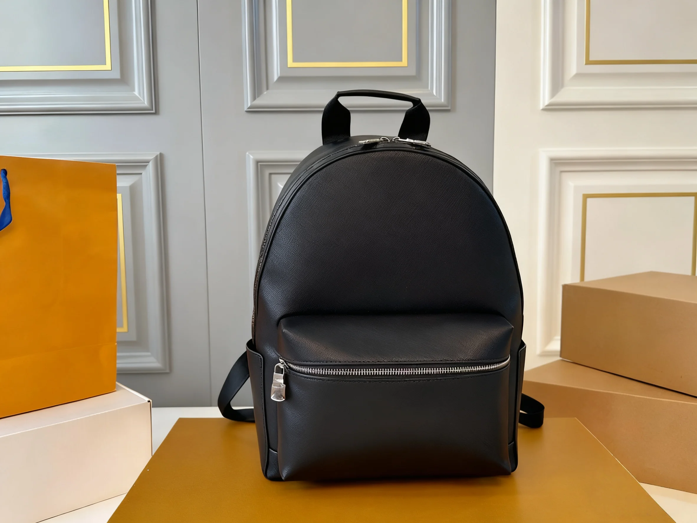 

2025 New SIZE: 23x28 CM Fashionable Versatile bags leather cherry Portable can be carried on the shoulder no boxes