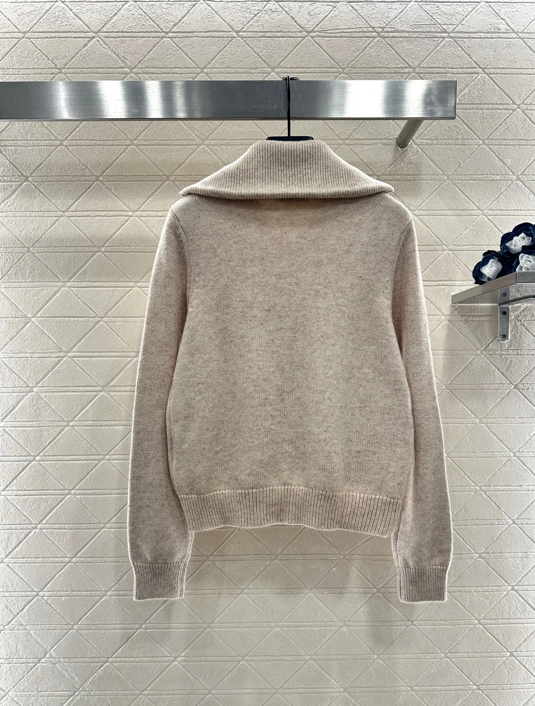 

2025 Autumn and Winter New Design Women's Knitted Zipper Cardigan Jacket