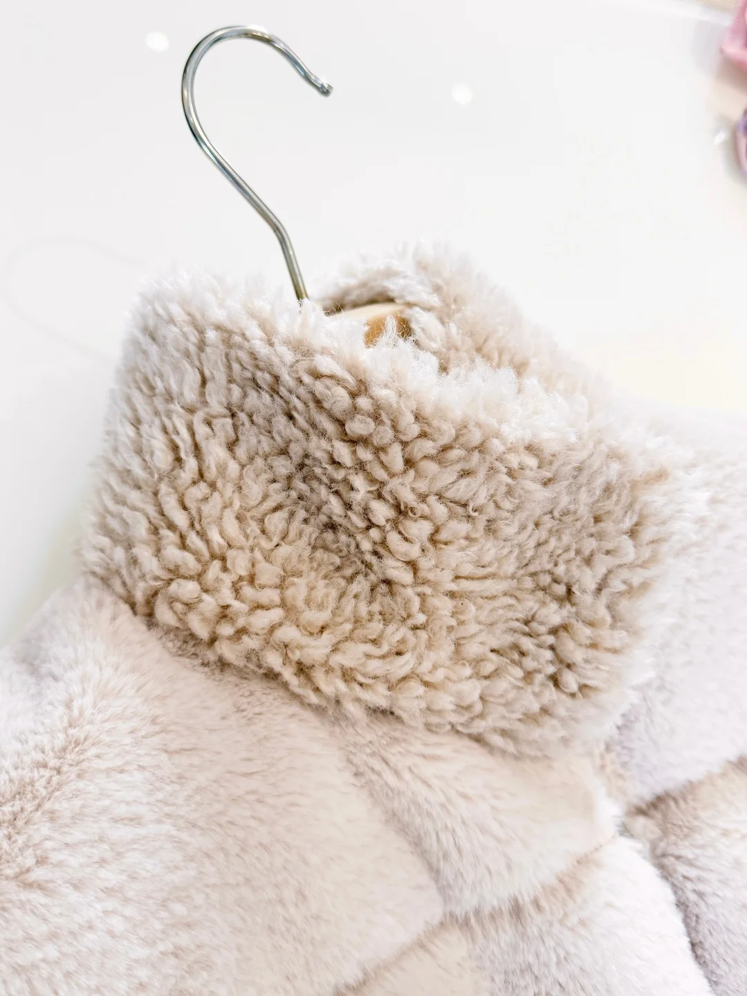 سترة تيدي بحزام من الصوف، صدرية نسائية قطيفة، صدرية خريفية بنية، سترة حرارية فاخرة، أكمام منتفخة أنيقة عتيقة