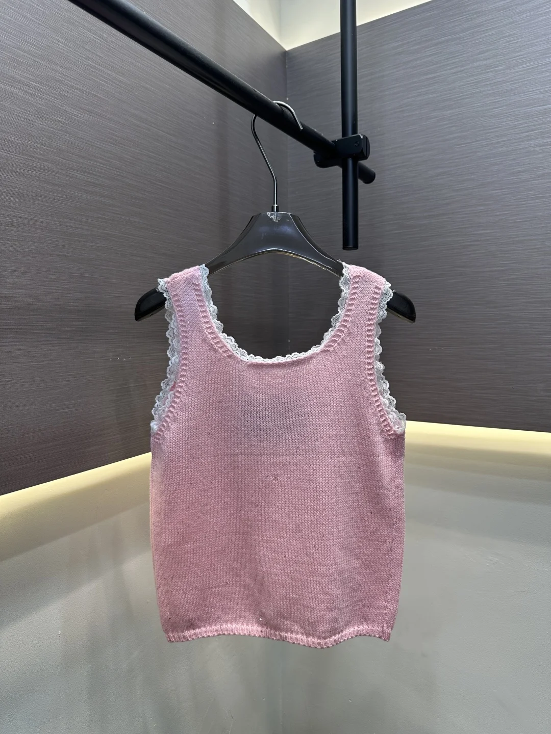 

2026 Spring/Summer Women's New Jacquard Lace Collar Bead Knit Vest ZX035