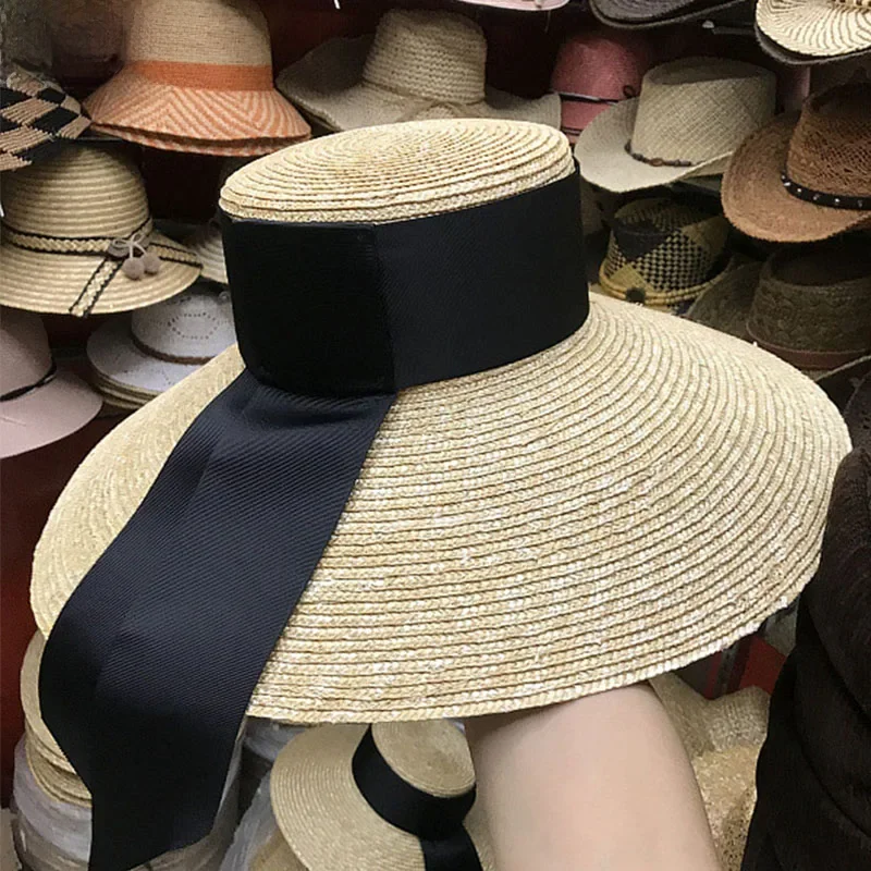 Naturalne damskie kapelusze przeciwsłoneczne Czarna wstążka 12cm 15cm Płaski top Duże kapelusze słomkowe z szerokim rondem Słomkowy kapelusz Chapeu Sombrero Kapelusze plażowe — zdjęcie 2