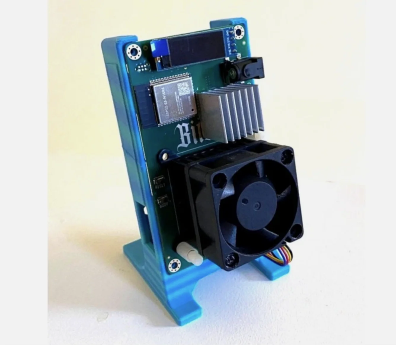 New Bitaxe Gamma 60…