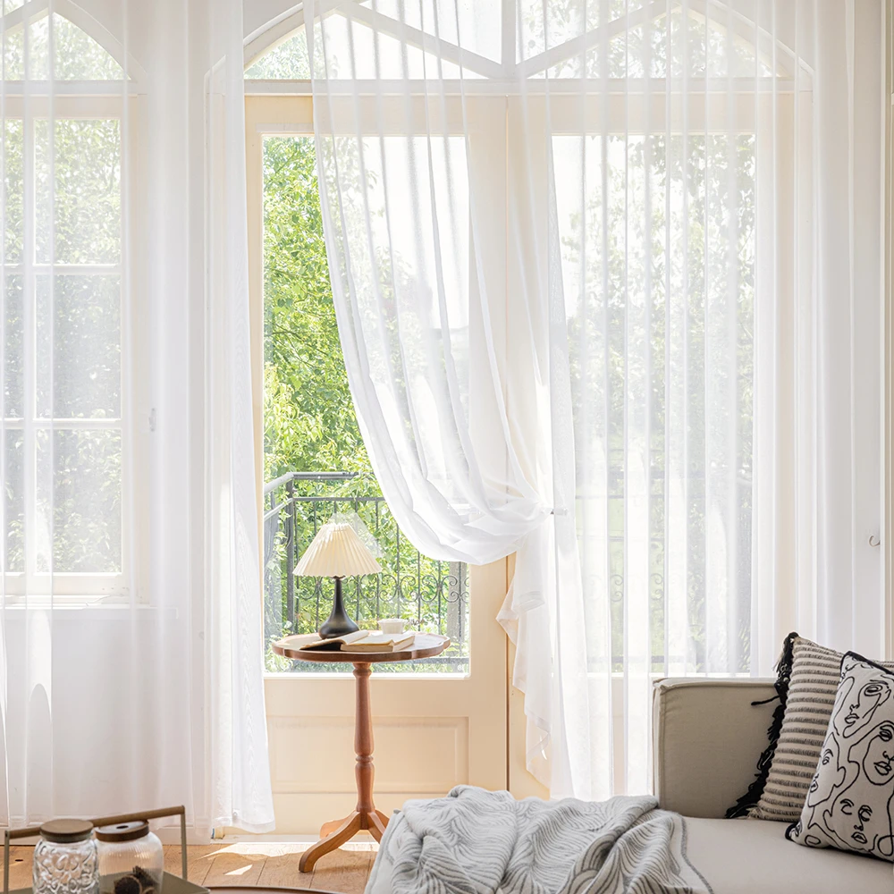 The Natural Marbon House with the Feeling of the Sara House Linen, the eyelet with the help of a wrinkled chiffon cover curtain