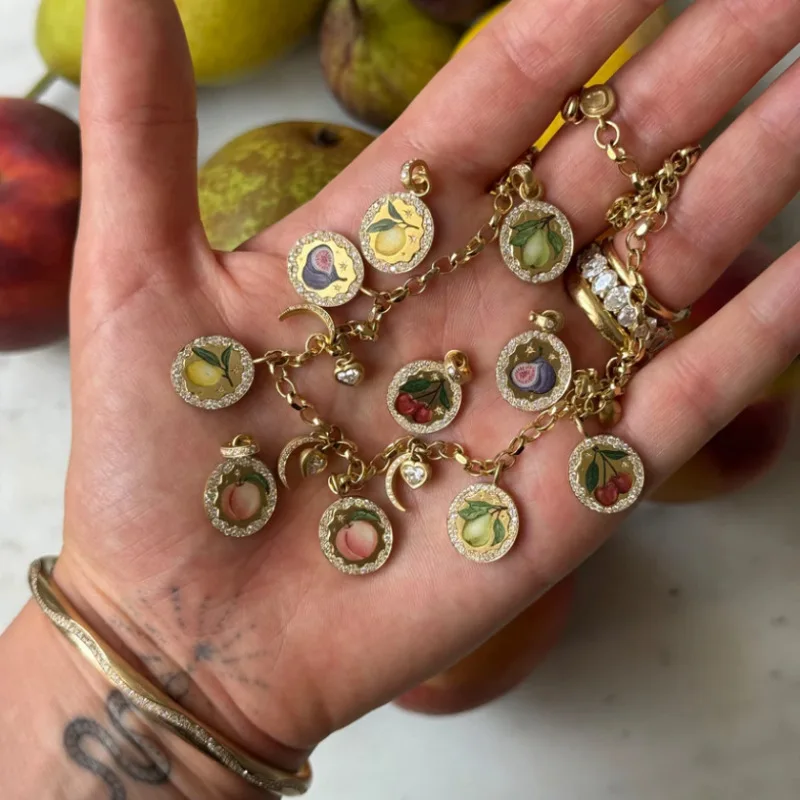 

2026 European and American Painted Fruit Rhinestone Pendant Colorful Fresh Clavicle Necklace for Women Gift