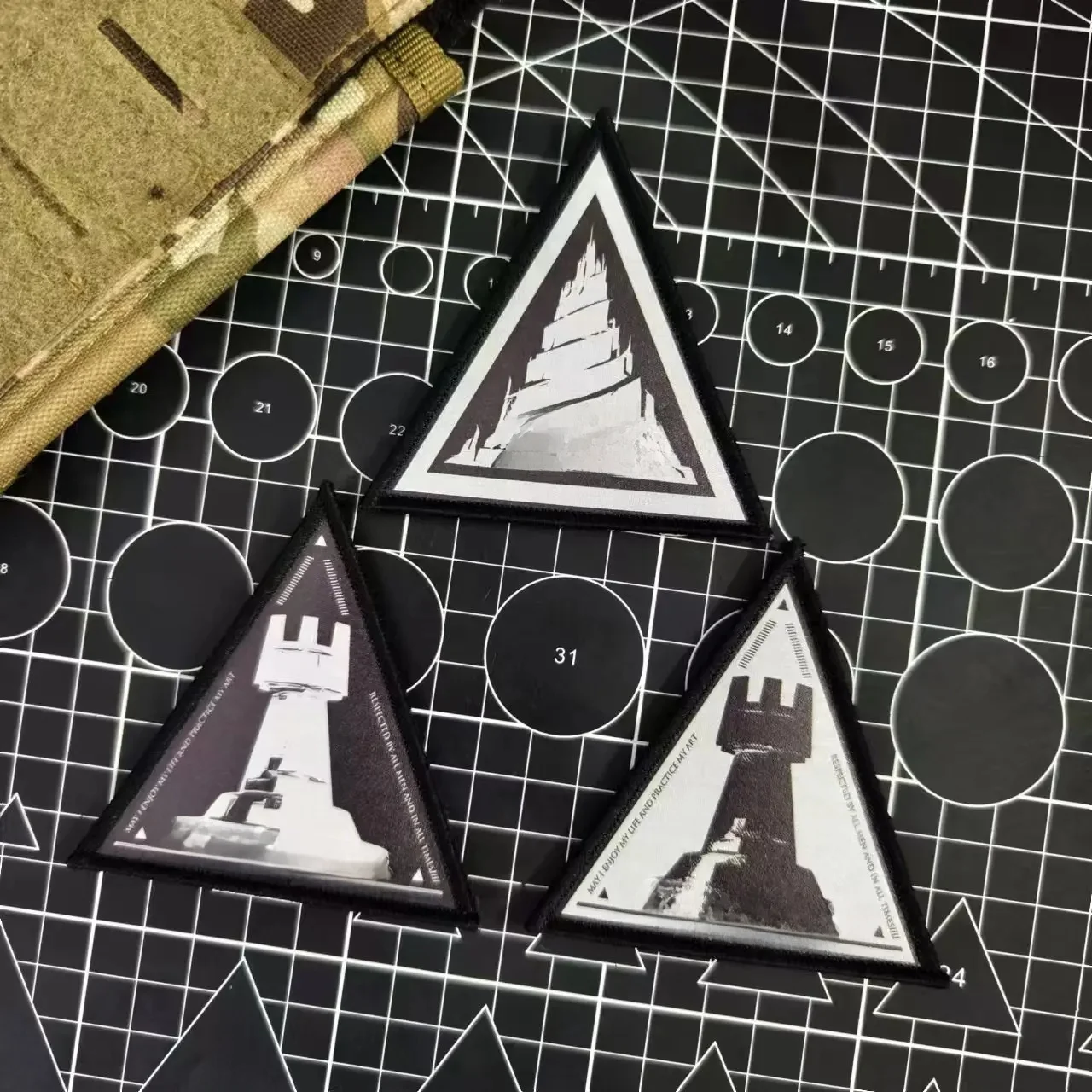 IR archevaliers Rhode Island crochet et boucle sur vêtements dessin animé réfléchissant la lumière moral Badge Patch décoration pour vêtements et chapeaux