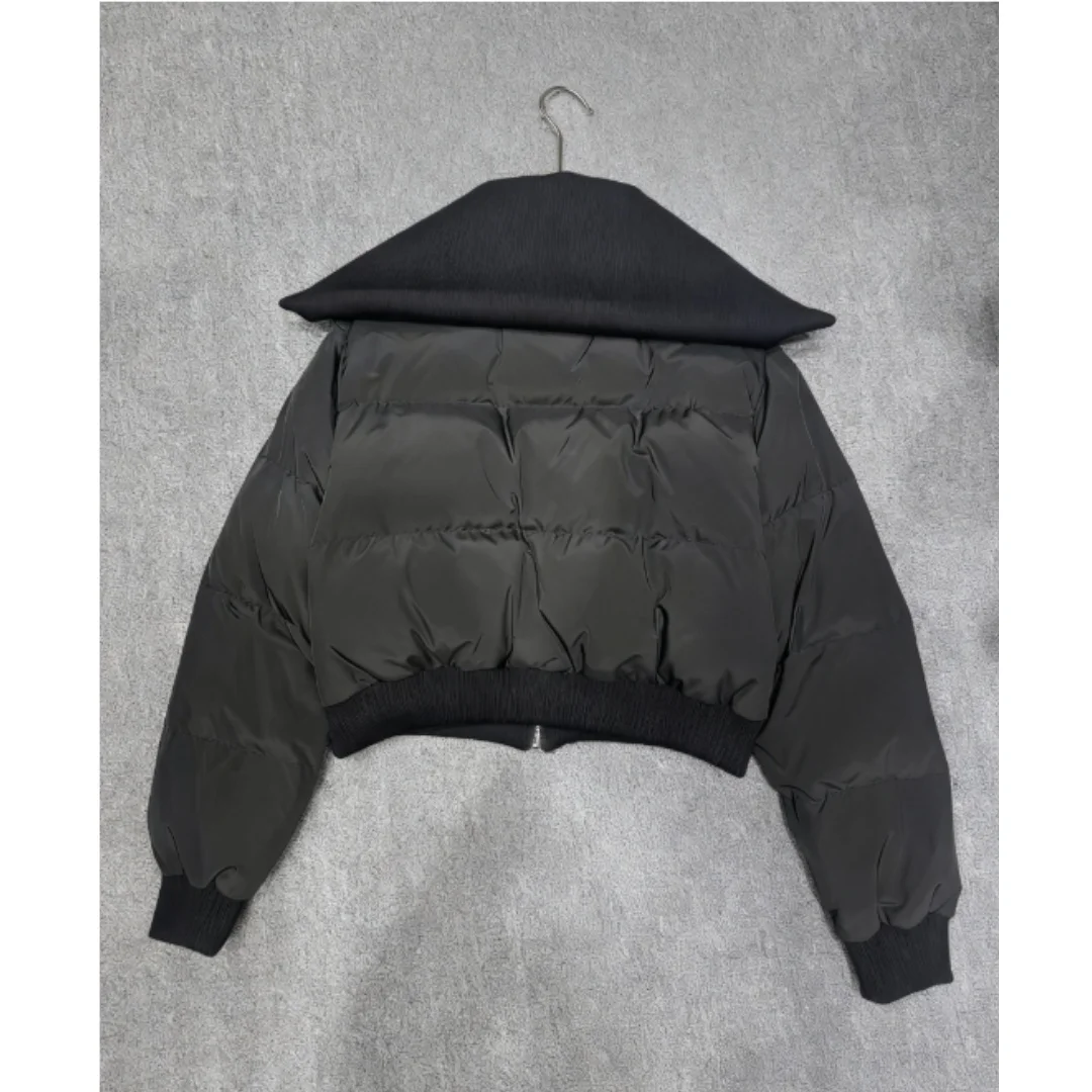 

2025 Winter New Style Women's Fashion Zippered Pouch Collared Fluffy Warm Down Jacket