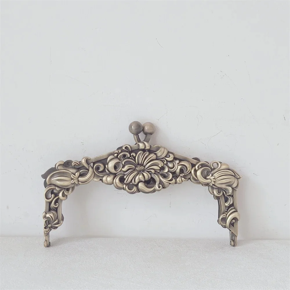 16,5 cm * 8 cm Antyczny mosiądz Stop cynku 1-częściowa metalowa rama Kiss Clasp Lock Obag torebka Making DIY Craft Bag Clutch Coin Purse Frames — zdjęcie 2
