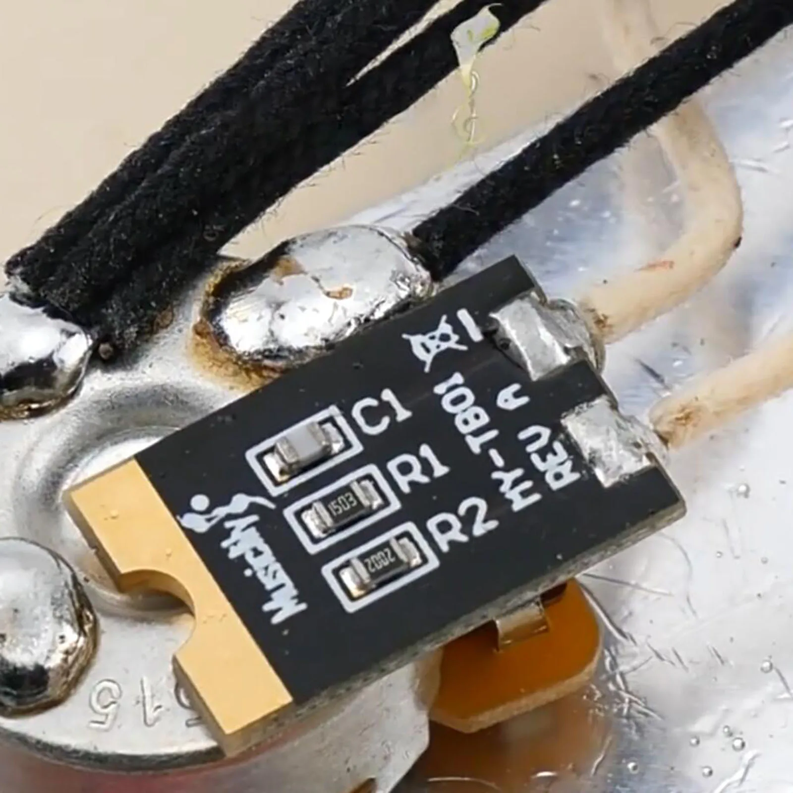 Electric Guitar Treble Bleed Mod Guitar Volume Potentiometer Treble Bypass Filter Capacitor and Resistor Set for Guitar Bass