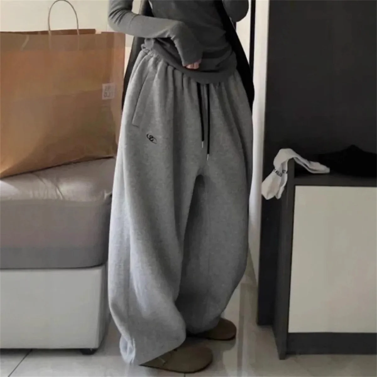American Retro Hip-Hop Oversized Woman Black Casual Sweatpants Korean Streetwear Loose Jogging Pants High Waist Wide-Leg Pants