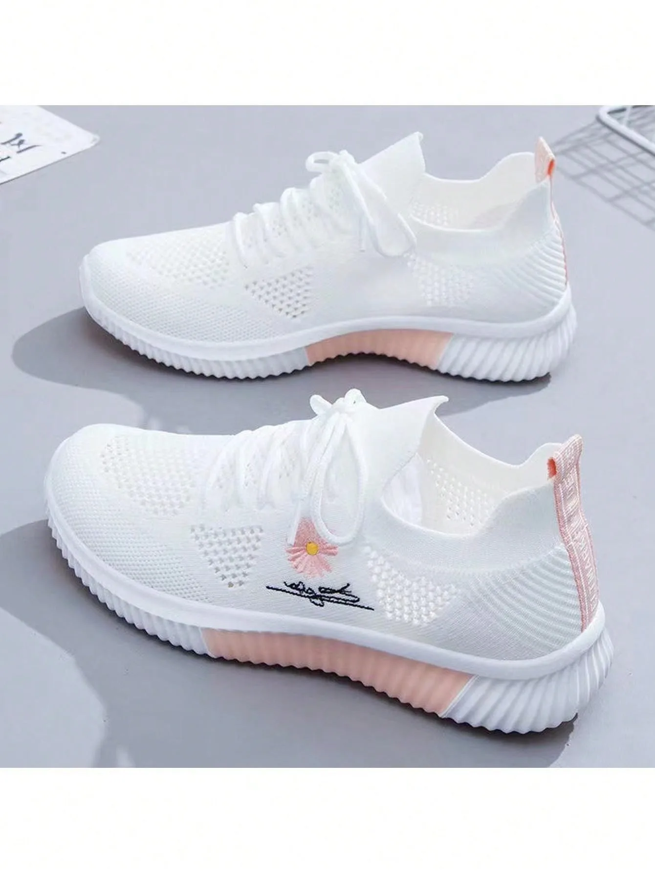 Women's Breathable Mesh Sneakers, Fashion Sports Casual Shoes with Soft PVC Sole, Round Toe Lace-Up Low Top Fabric Upper for All Seasons