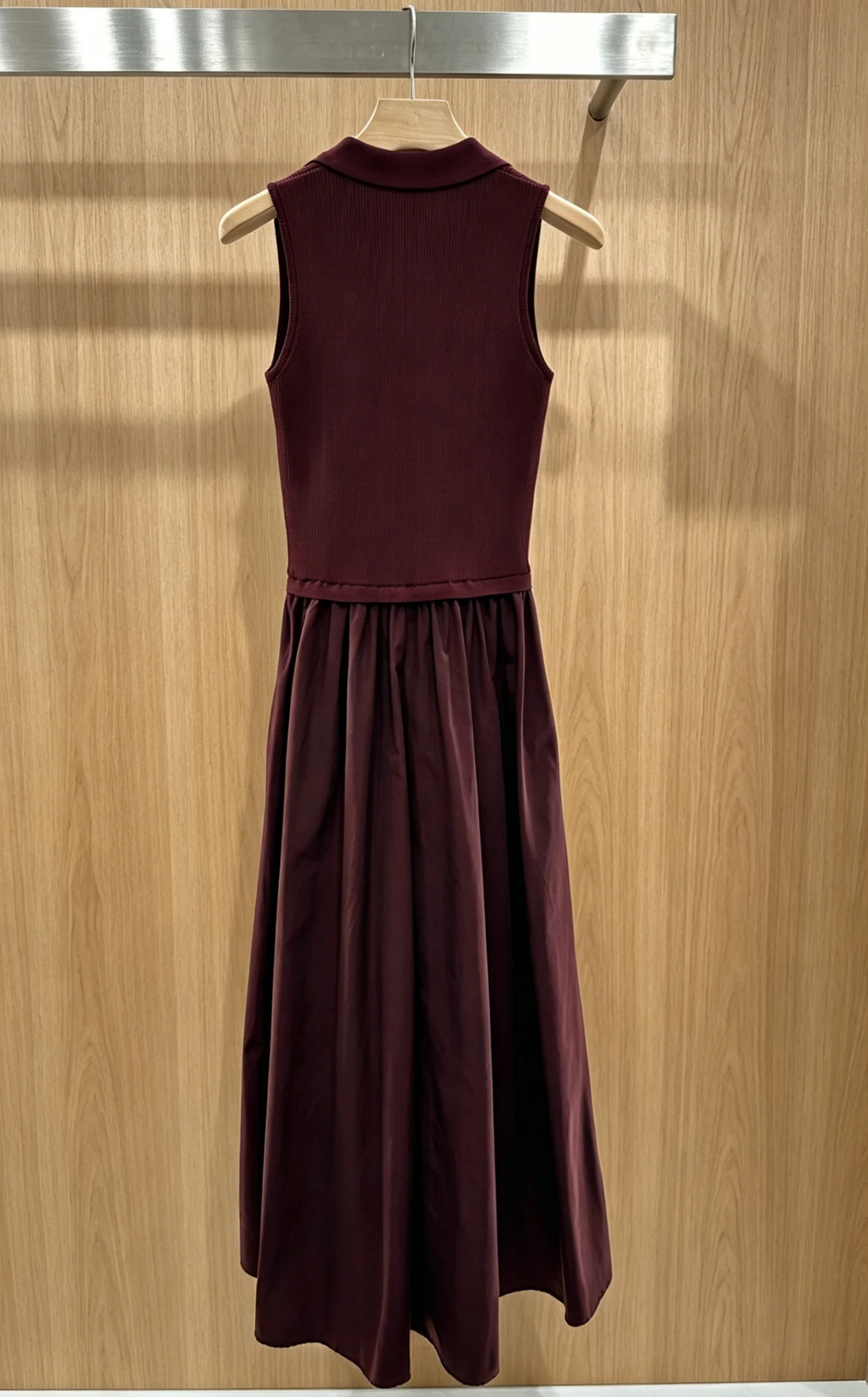 2026 New Style Womens Wine Red Dress Size S M L Advanced Literary Slim Fit Code 007