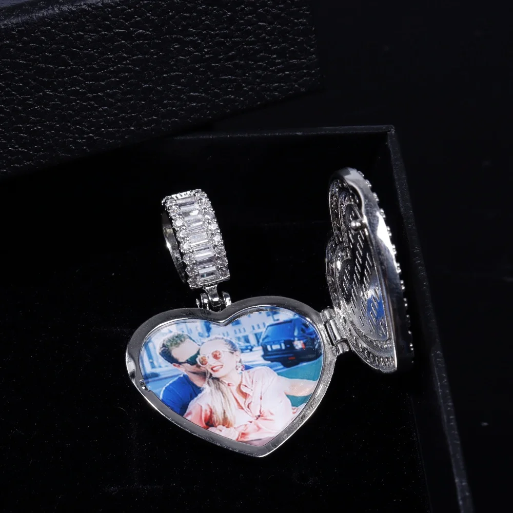 

Custom Charm Heart Flip Photo Pendant Iced Out Full Cubic Zircon Love Medal Necklace Hip Hop Jewelry Anniversary Gift For Family