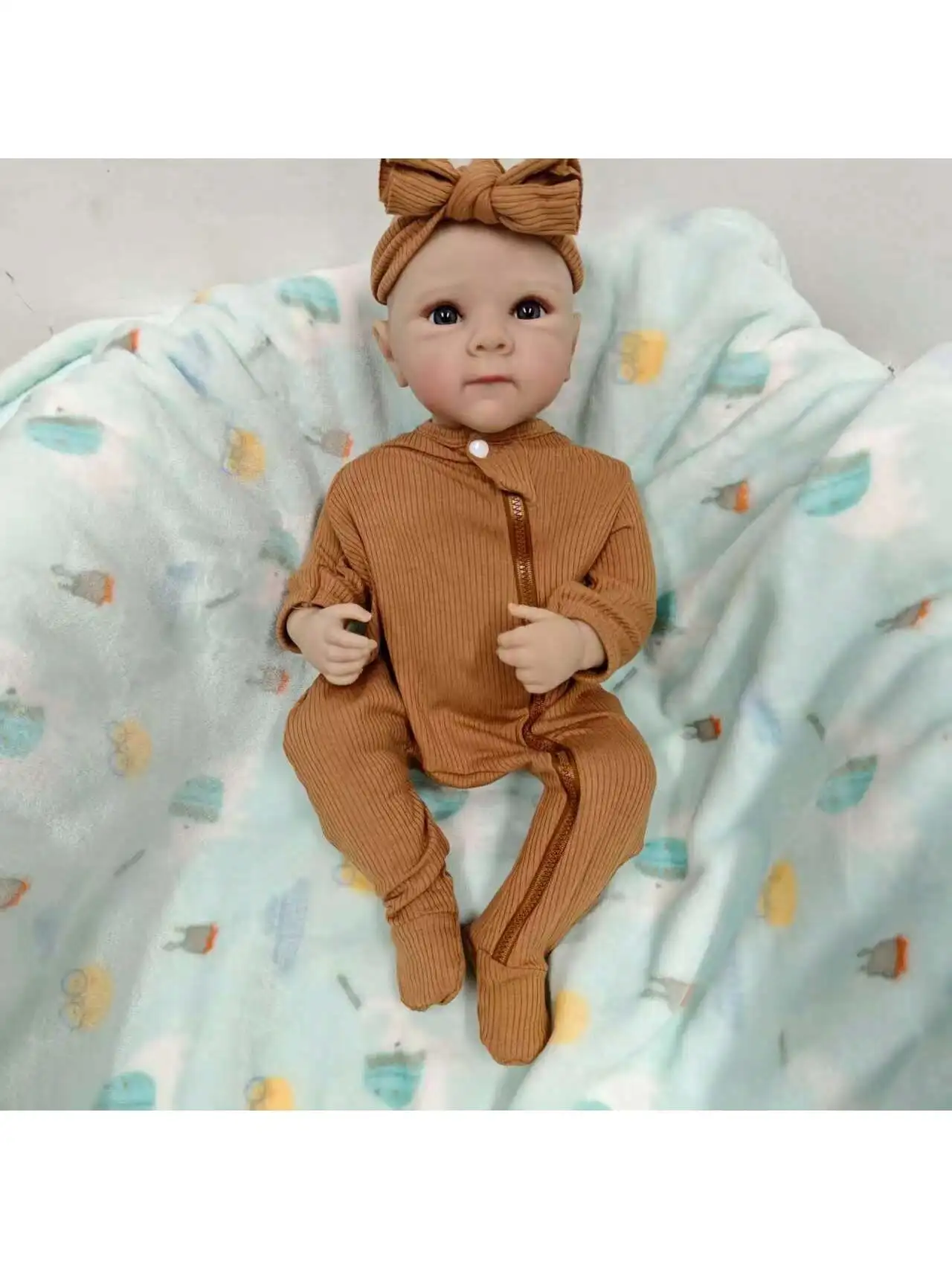 Poupées bébé Reborn réalistes-poupée réaliste en vinyle souple de 19 pouces, poupées bébé de la vie réelle portables (poupée uniquement/pas d'accessoires)