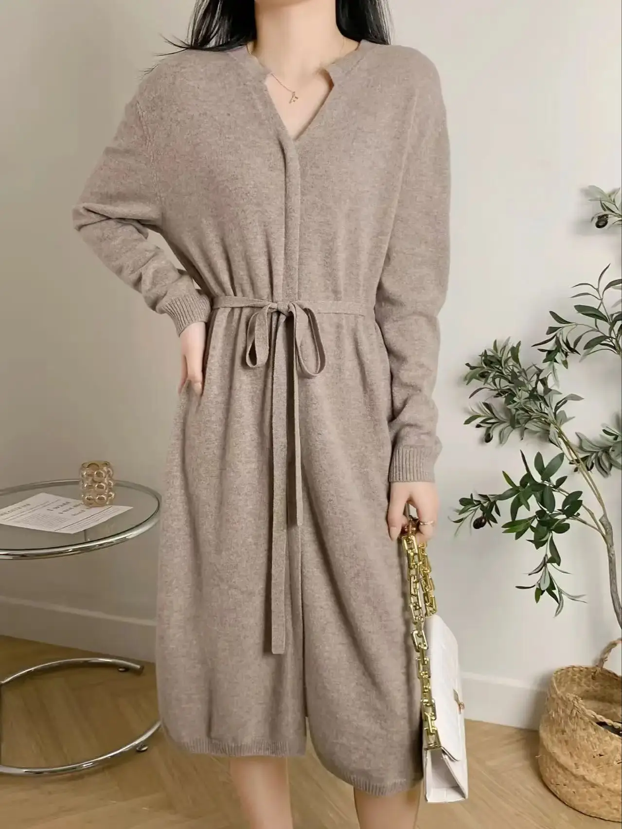 فستان أنيق كاجوال من صوف ميرينو بأكمام طويلة مع حزام #4