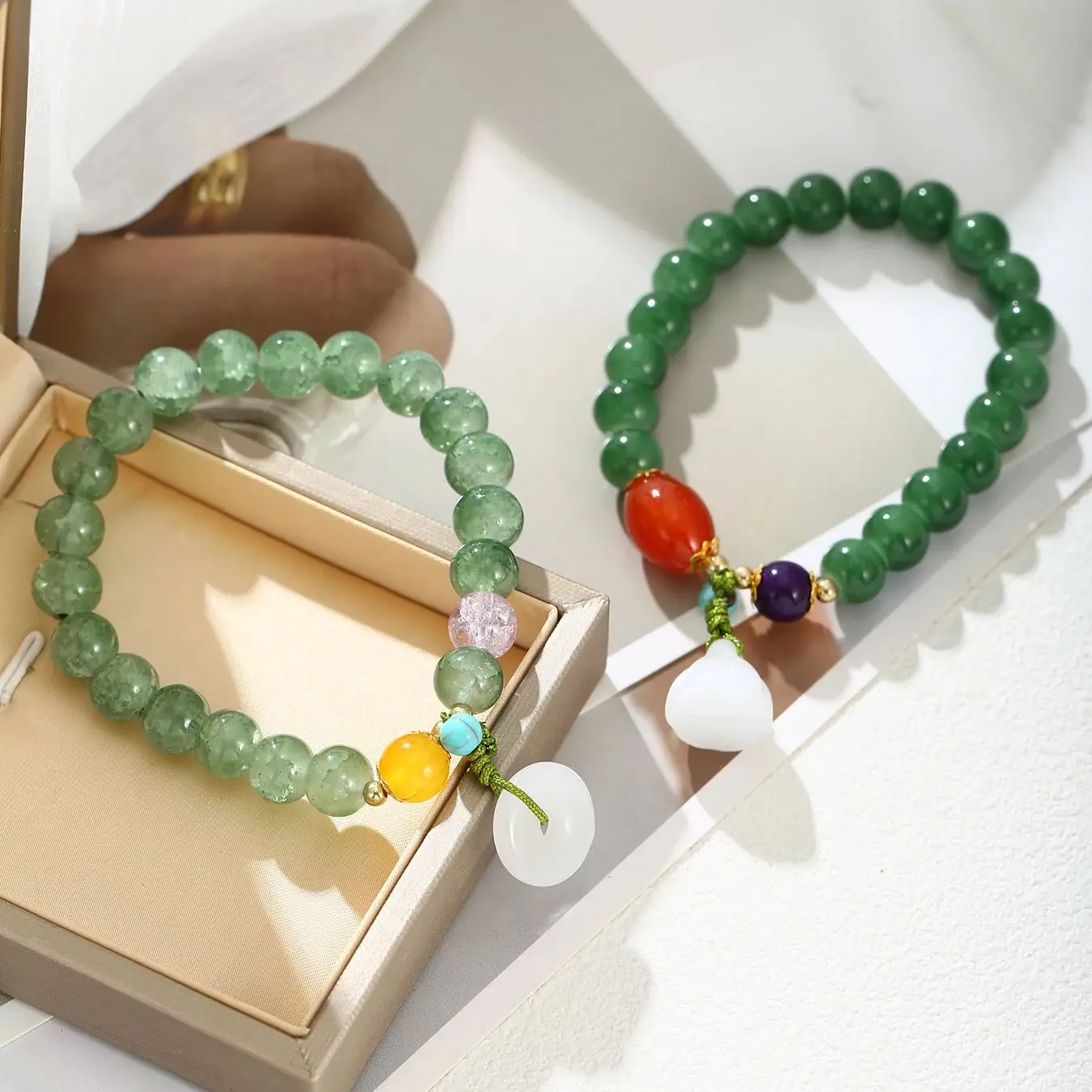 2 piezas de pulseras de estilo de corte chino con cuentas de imitación de Jade, colgantes para parejas