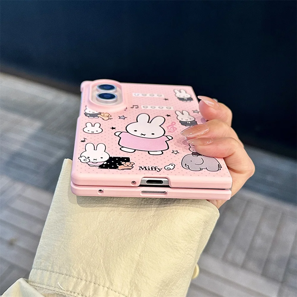 Urocze etui na telefon z motywem króliczka Miffy do Samsung Galaxy Z Fold 8 Ultra Fold 8 z łańcuszkiem, odporne na wstrząsy etui do Fold 8. — zdjęcie produktu 6