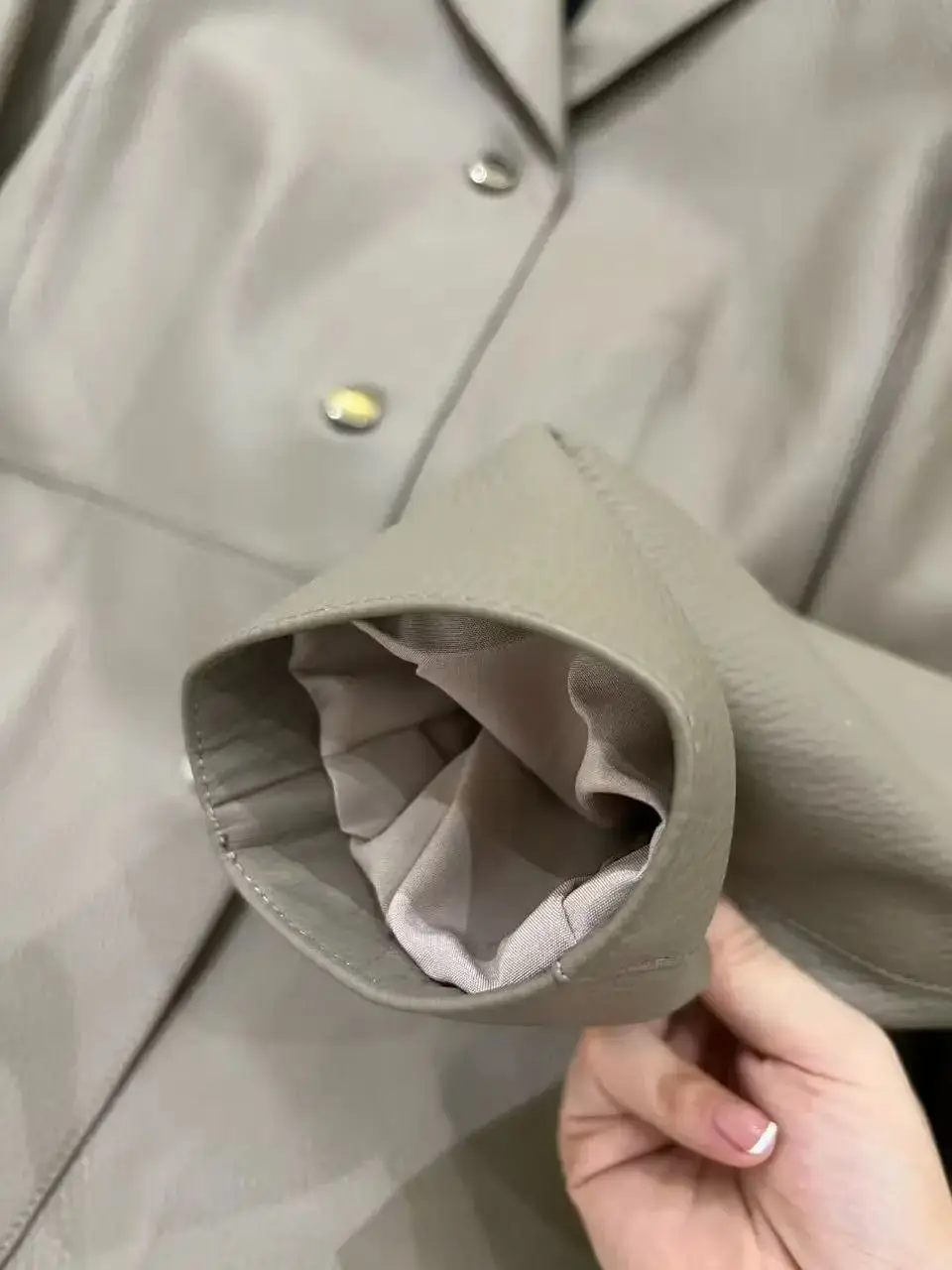 Kurtka ze skóry naturalnej w stylu casual z wykładanym kołnierzem