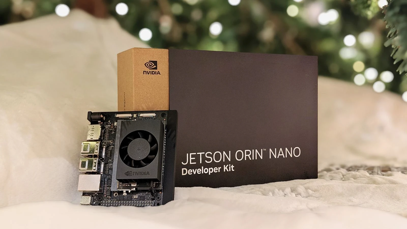 Jetson Orin Nano Super Developer Kit, 8 GB 67 TOPS, NVIDIA AI-prestaties officiële module USB 3.2 Gen 2 poorten, 2x M.2 Key M voor SSD