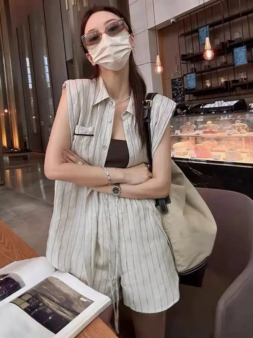

Summer casual women's linen set of clothes with shorts