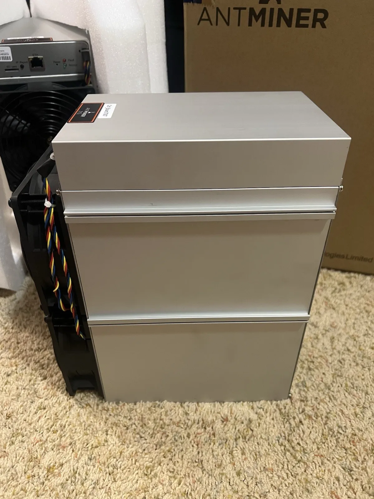 AG BUY 2 GET 1 FREE USA BITMAIN Antminer Z15 Pro 840 k/sol 2780W Miner W/Warranty BRAND NEW