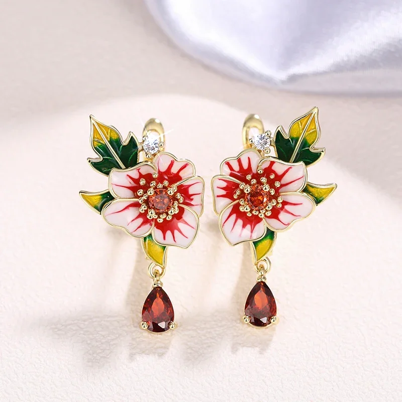Huitan Prachtige Bloem Oorbellen Voor Vrouwen Rode Bloem Groen Blad Esthetische Emaille Oorbellen Huwelijksfeest Temperament Dame Sieraden - afbeelding 2