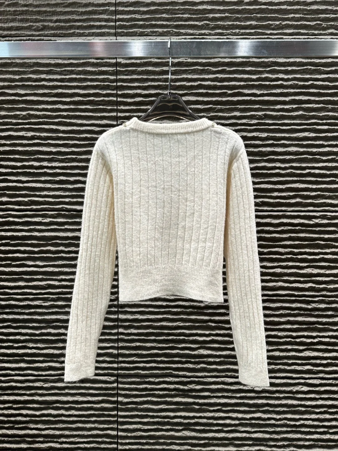 

Women‘s Beaded Neckline Sweater Solid Color Crewneck Pullover Elegant Casual Knit Top Fall Winter