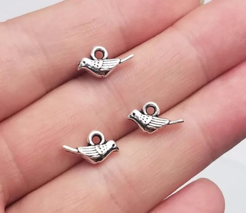 80 sztuk/partia-13x7mm antyczne posrebrzane małe ptaki Charms śliczne Mini Pendatns dla DIY dostaw tworzenia biżuterii hurtowych luzem — zdjęcie 2