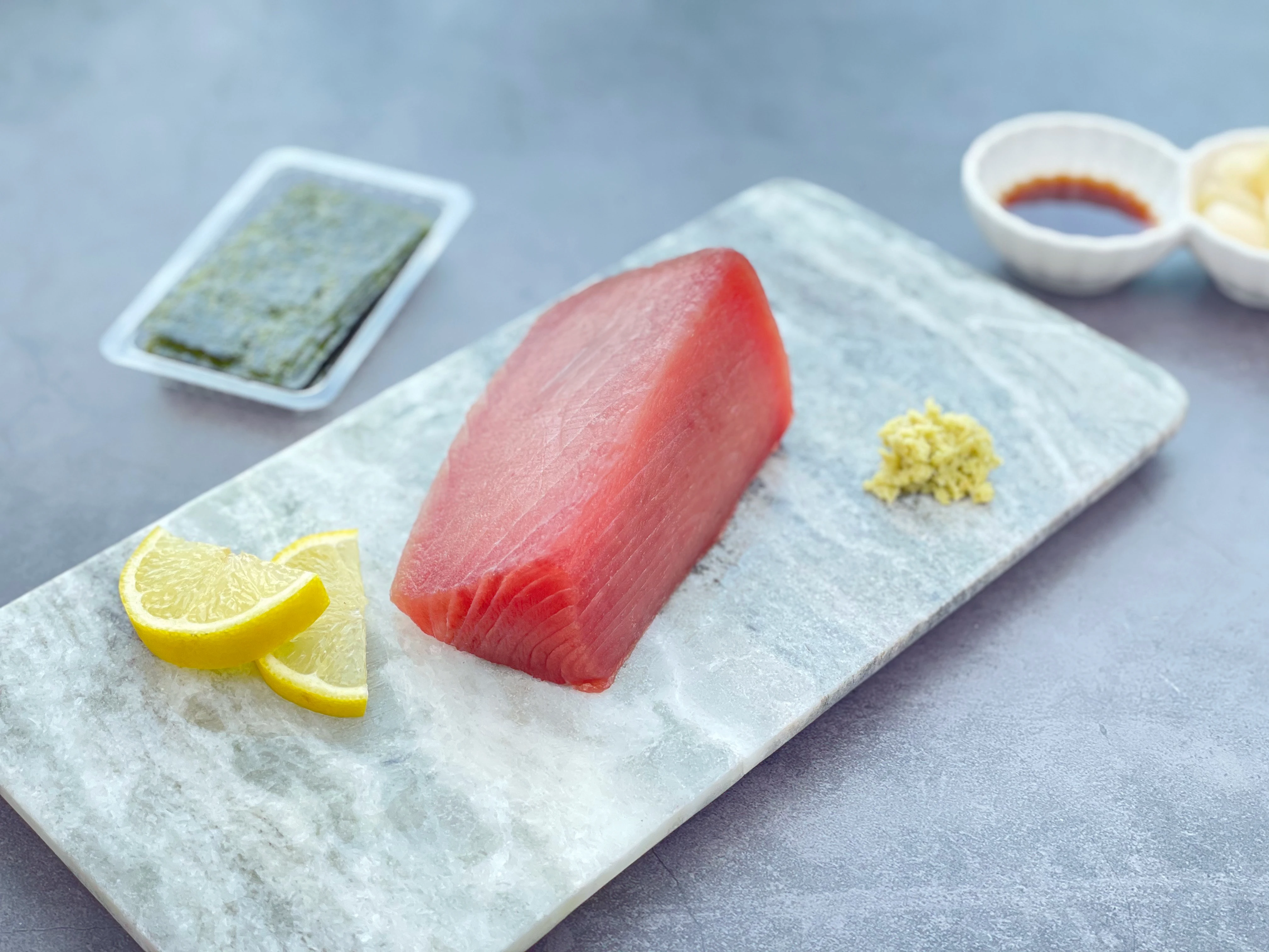 تونة عالية الجودة لسمك التونة ، 2 إلى 3 رموش ، g