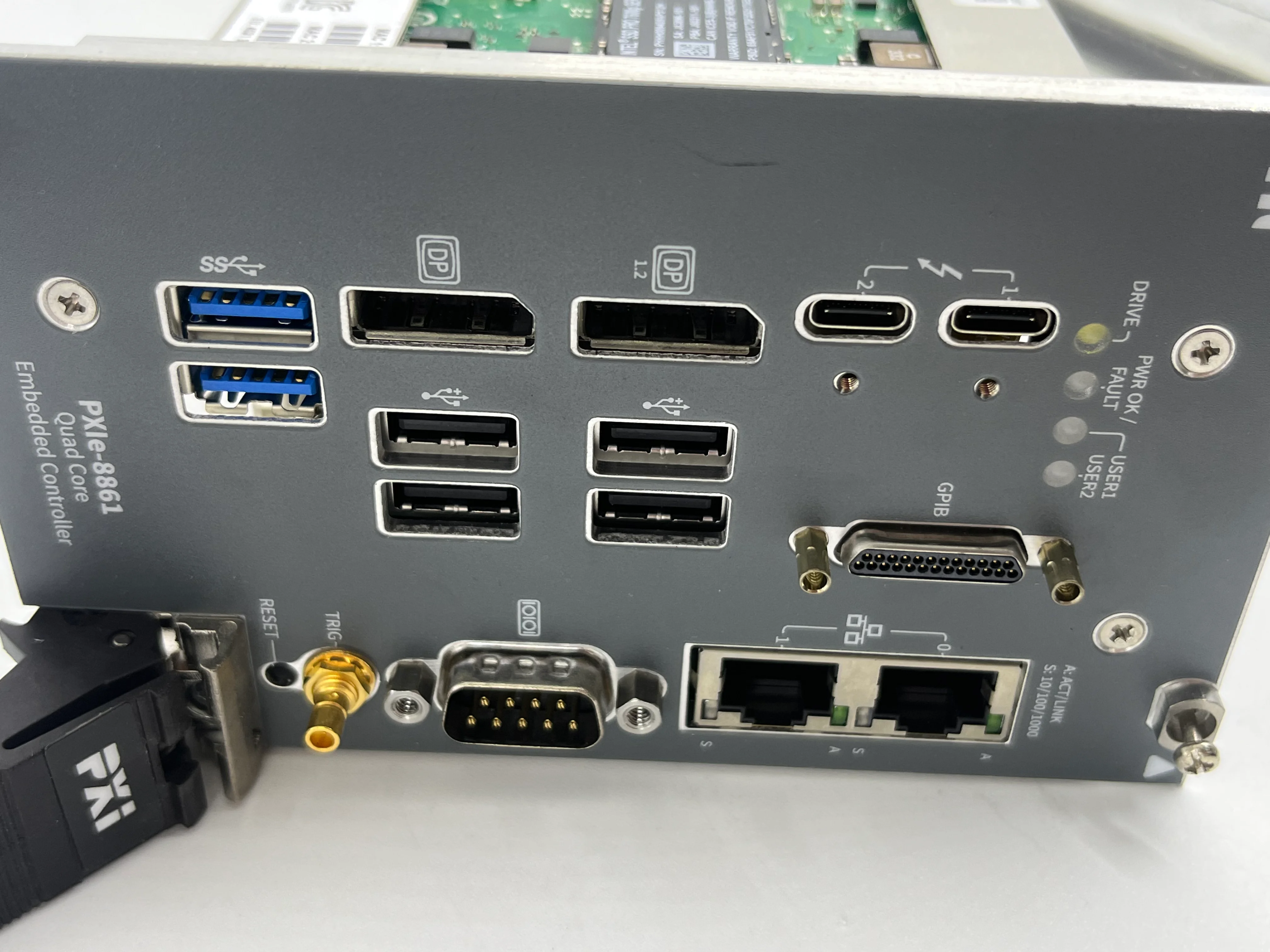 National Instruments NI PXIe-8861 Controller