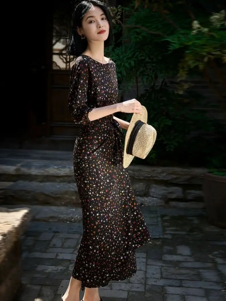 فستان خريفي نسائي خفيف الوزن على الطراز الفرنسي مزين بالزهور #2