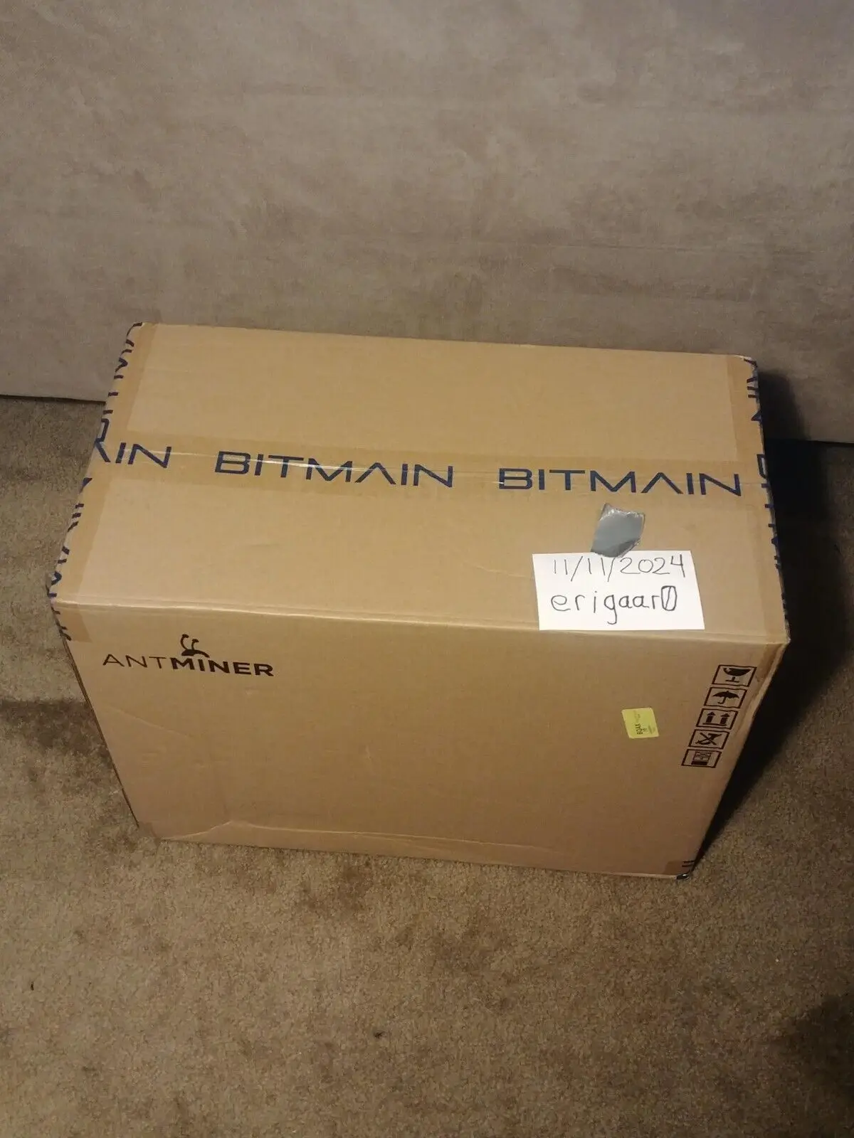 

AJ BUY 5 GET 3 FREE Bitmain Antminer S19 XP Hyd 257T / 257TH/S ASIC Bitcoin BTC Miner *UNOPENED*