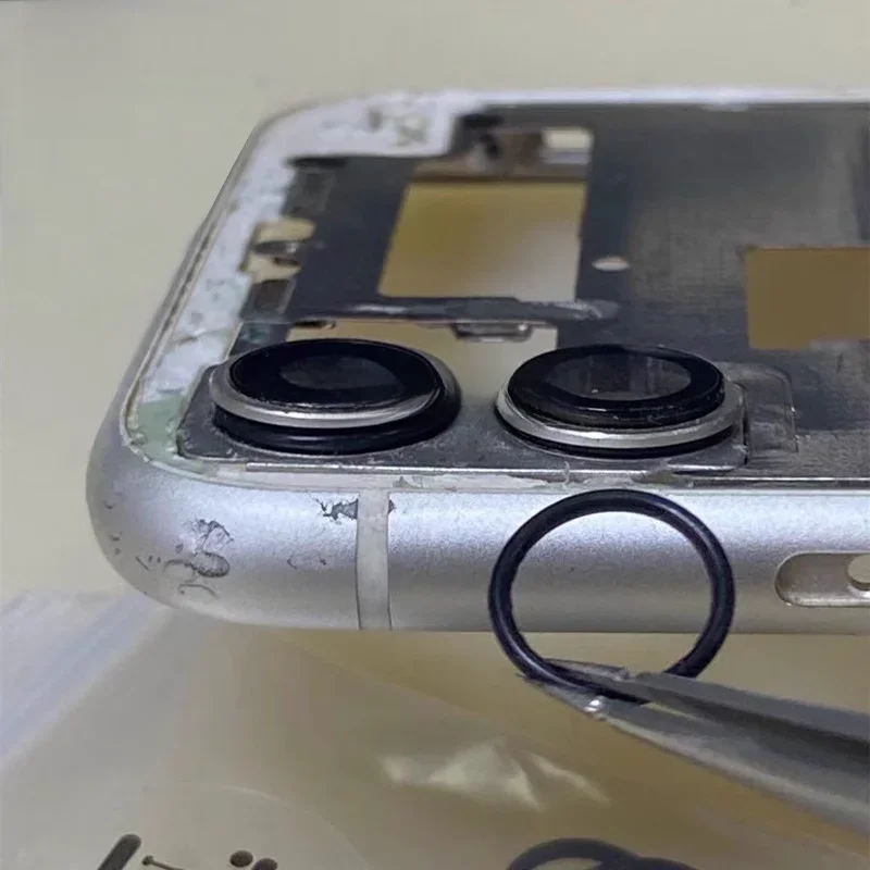 100 szt. Gumowe pierścienie uszczelniające otwory na aparat w telefonie komórkowym, wodoodporne, do tylnego szkła, do iPhone X XS 11 13 15 16 17 Pro MAX, części zamienne — zdjęcie 2