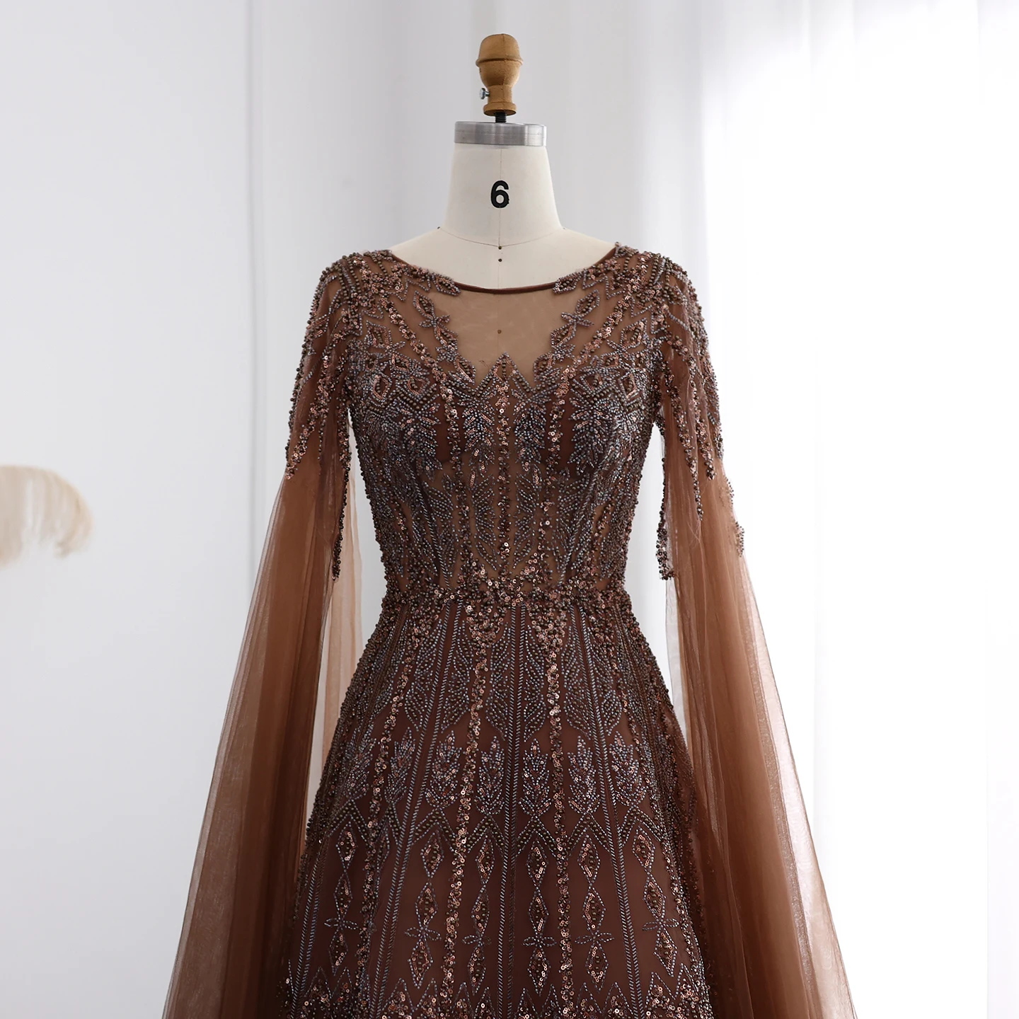 Sharon Said Luxuriöses Dubai Blaues Abendkleid mit Cape-Ärmeln in Übergröße, A-Linie, Arabisches Hochzeits- und Festkleid SS001, Maßanfertigung – Detail 11