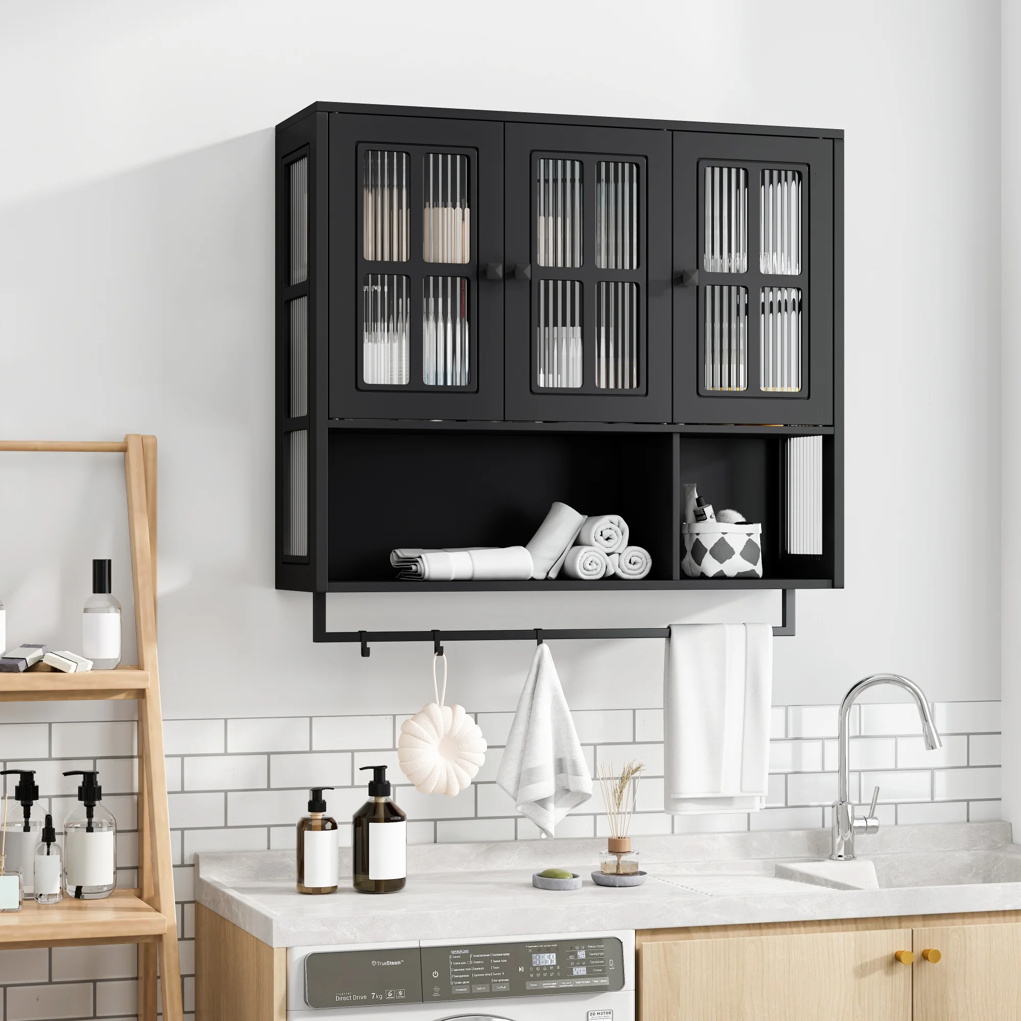 Armoire murale - Armoire murale de salle de bain avec 3 portes, étagères ouvertes et porte-serviettes intégré, MDF et verre, noir, 88x26x77,5 cm