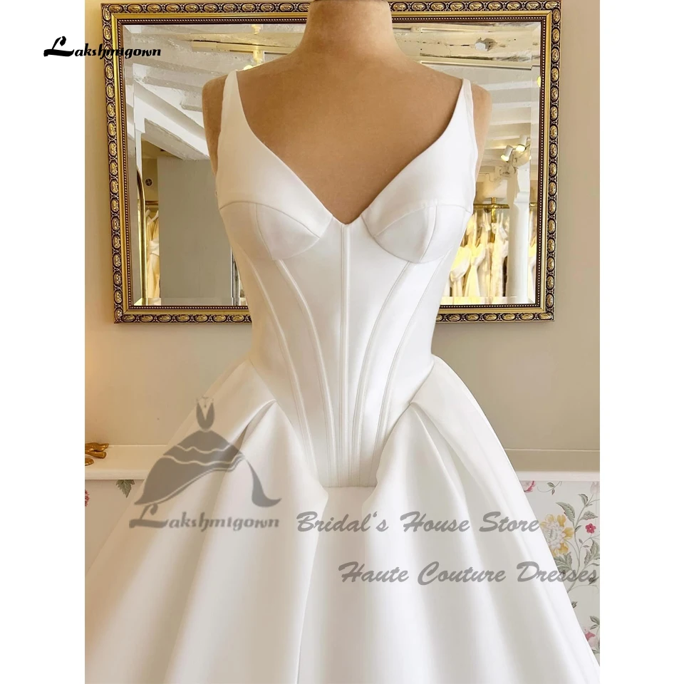 Lakshmigown Elegante Satin-Hochzeitskleider für die Kirche, Vestidos 2026, Prinzessin, weiße Brautkleider, V-Ausschnitt, ärmellos, maßgeschneidert – Detail 4