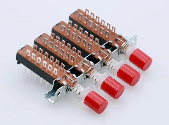 Joli à bouton-poussoir de verrouillage de type piano, 4PDT, 12 broches, 4 nucléos