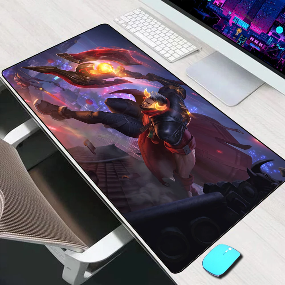 League of Legends Darius Mouse Pad Large Gaming Accessories Mouse Mat Keyboard Mat Desk Pad Computer Mousepad PC Gamer Mausepad