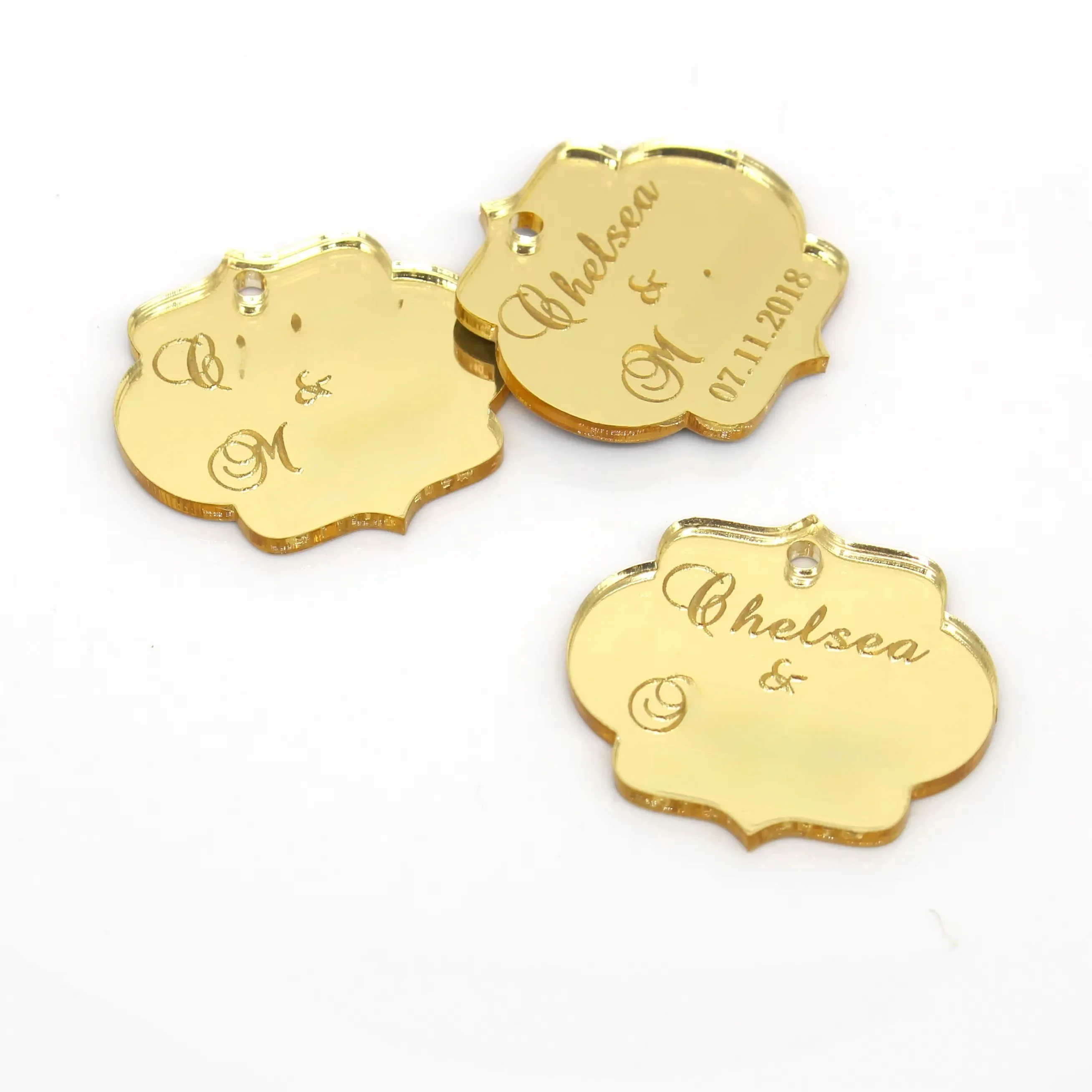 20 stuks gepersonaliseerde gegraveerde gouden spiegel acryl bruiloft naamplaatje fles label aangepaste partij baby shower boetiek doos decoratie - afbeelding 2