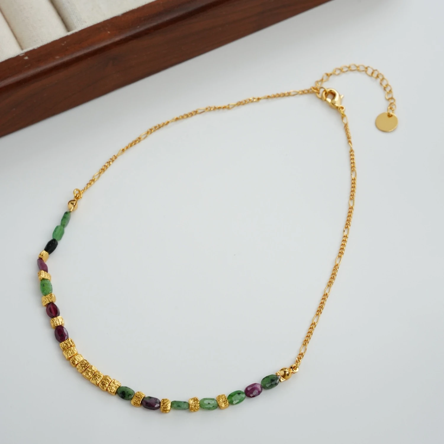 

YAJUNIEL Natural Green Tourmaline Gemstone Beaded Choker Necklace with 24K Gold Plated Accents for Women Elegant Jewelry Gifts